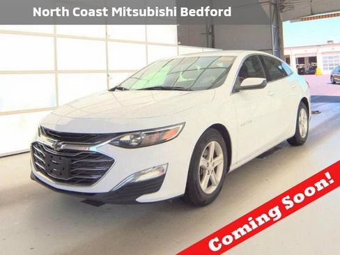Used 2024 Chevrolet Malibu LS w/ LPO, Floor Liner Package FWD image 1