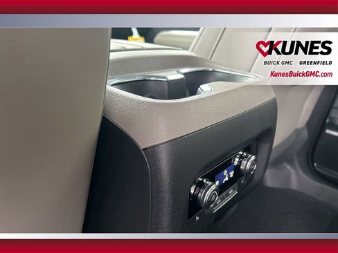 New 2026 GMC Acadia Elevation w/ Black Edition image 39