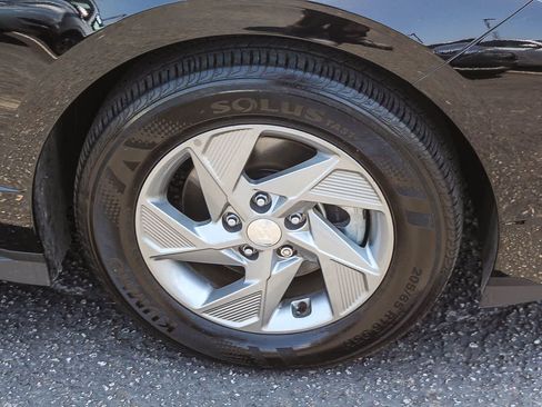Certified 2025 Hyundai Sonata SE FWD image 12