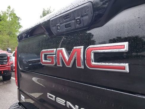 Used 2021 GMC Sierra 1500 Denali w/ Denali Ultimate Package AWD/4WD image 6