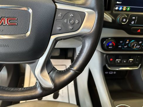 Used 2021 GMC Terrain SLT w/ Infotainment Package II AWD/4WD image 12