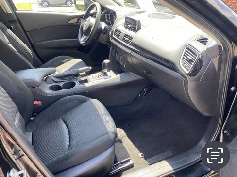 Used 2014 MAZDA MAZDA3 i Touring image 10