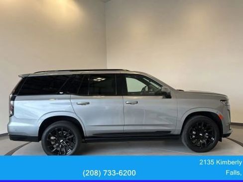 Used 2024 Cadillac Escalade Sport w/ LPO, ONYX Package image 11