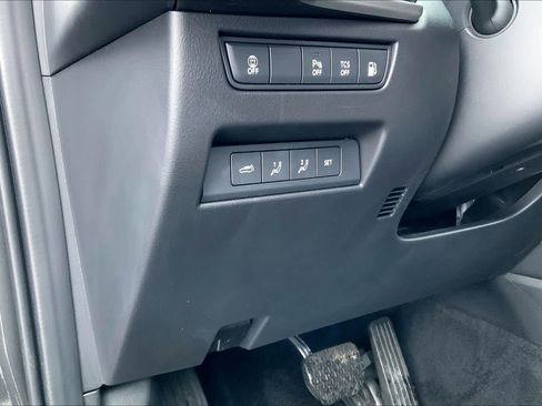 Used 2024 MAZDA CX-90 Plug-In Hybrid w/ Premium Pkg image 37