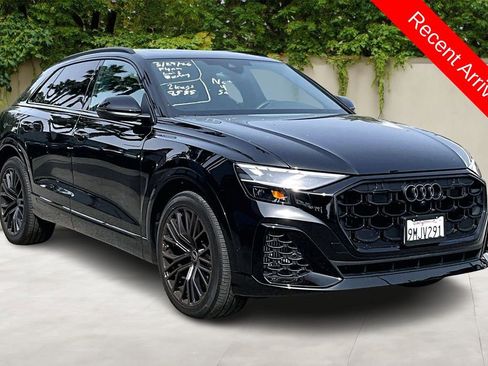 Used 2024 Audi SQ8 Premium Plus image 1
