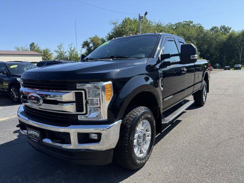 Used 2017 Ford F350 XLT w/ XLT Value Package AWD/4WD image 2