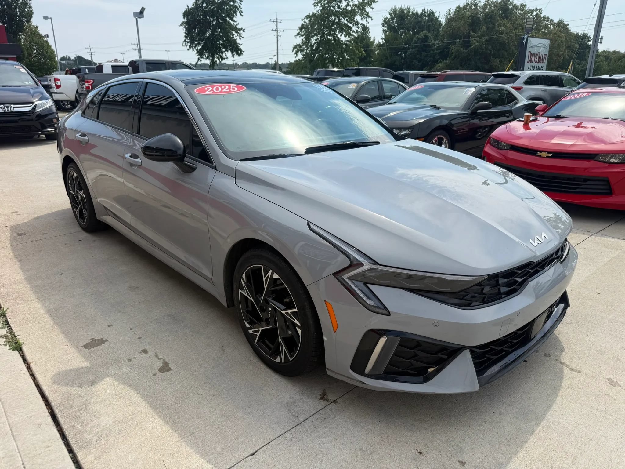 Used 2025 Kia K5 GT-Line w/ GT-Line Premium Package FWD image 2
