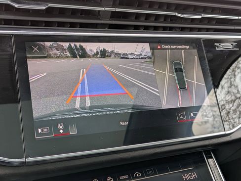 Used 2023 Audi Q7 3.0T Premium Plus w/ Premium Plus Package image 17