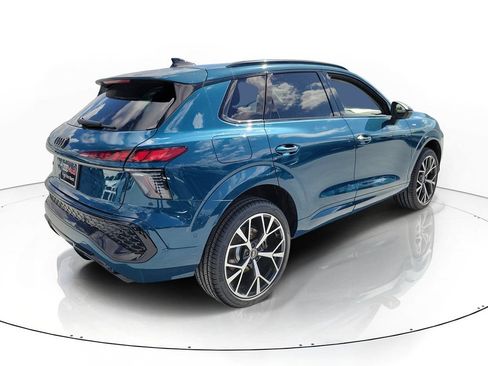 New 2026 Audi Q3 quattro 2.0T AWD/4WD image 4