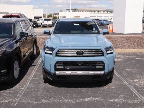 New 2026 Toyota 4Runner Limited AWD/4WD image 3