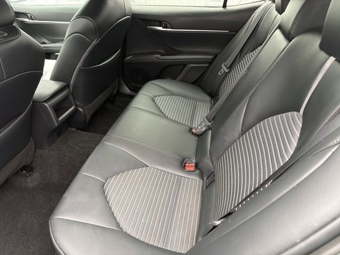 Used 2024 Toyota Camry SE w/ Convenience Package image 23