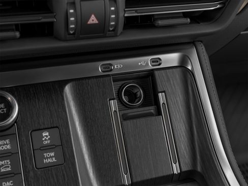 Used 2025 Lexus GX 550 w/ Cold Area Package AWD/4WD image 48