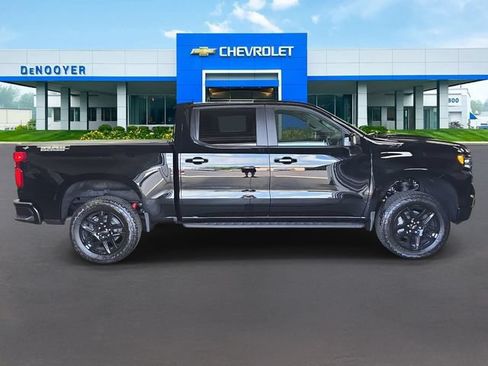 New 2026 Chevrolet Silverado 1500 LT Trail Boss w/ LT Trail Boss Premium Package AWD/4WD image 7