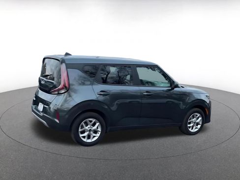 Used 2025 Kia Soul LX w/ LX Technology Package image 15