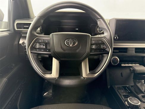 Certified 2025 Toyota 4Runner SR5 image 29