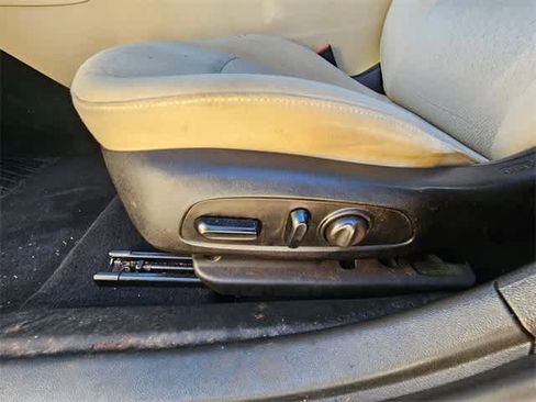 Used 2019 Buick Regal Preferred w/ Sights and Sounds Package image 16