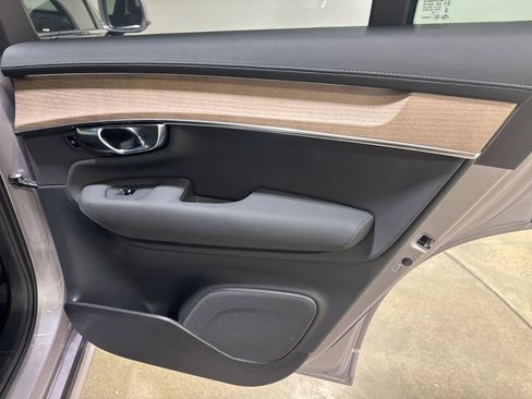 Used 2026 Volvo XC90 B5 Plus w/ Protection Package image 23