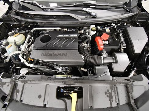 Used 2023 Nissan Rogue SV AWD/4WD image 12