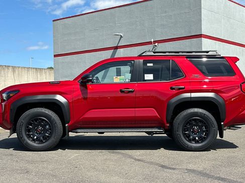 New 2026 Toyota 4Runner TRD Off-Road Premium AWD/4WD image 5