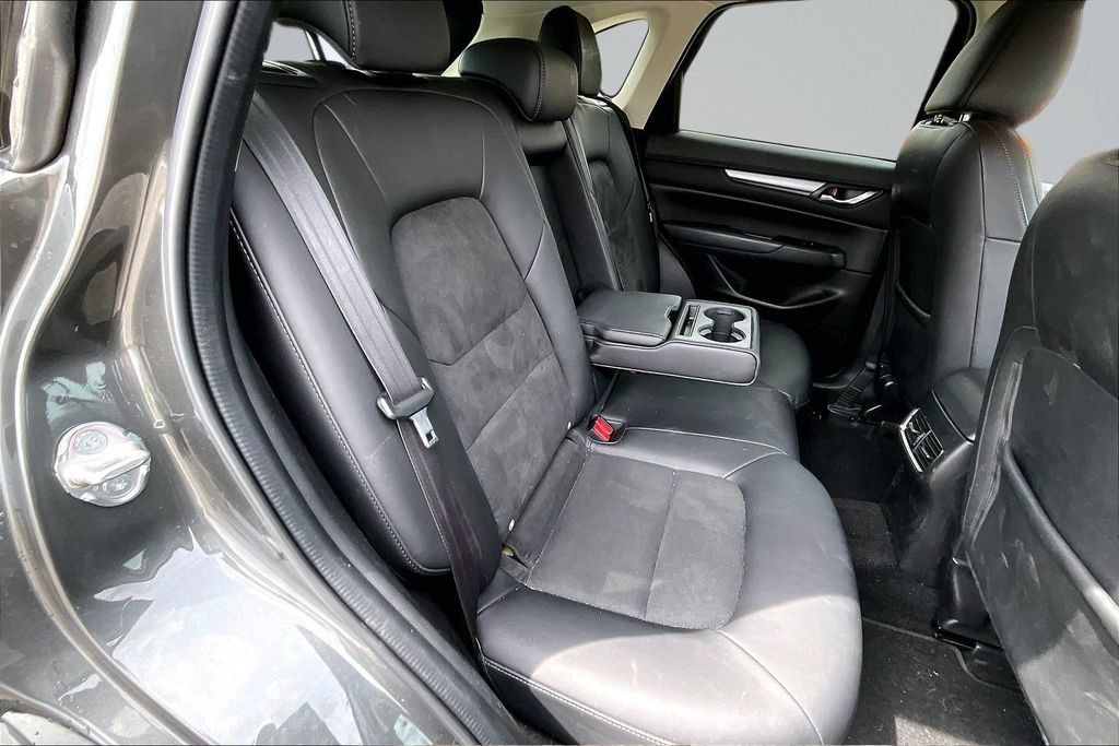 Used 2020 MAZDA CX-5 Touring FWD image 22
