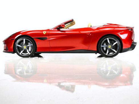Used 2023 Ferrari Portofino M RWD image 37