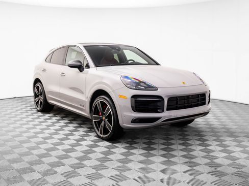 Certified 2023 Porsche Cayenne GTS image 6