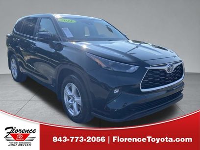 Used 2024 Toyota Highlander LE