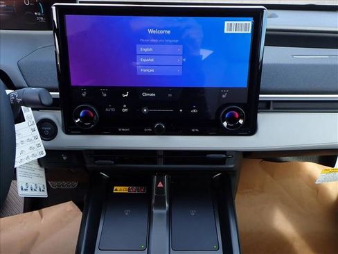 New 2026 Subaru Solterra Limited image 18