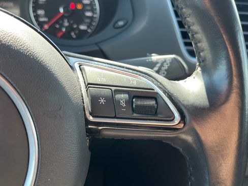 Used 2018 Audi Q3 2.0T Premium w/ Convenience Package image 27