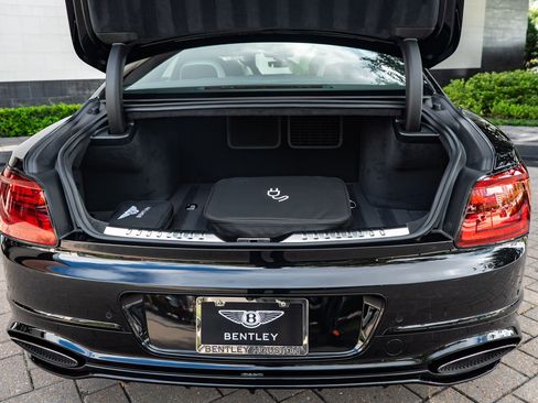 Certified 2025 Bentley Flying Spur Plug-In Hybrid AWD/4WD image 15