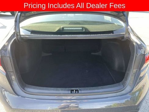 Used 2024 Toyota Corolla LE FWD image 13