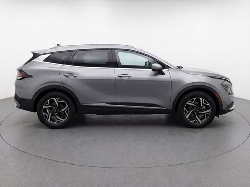 Used 2025 Kia Sportage LX FWD image 9