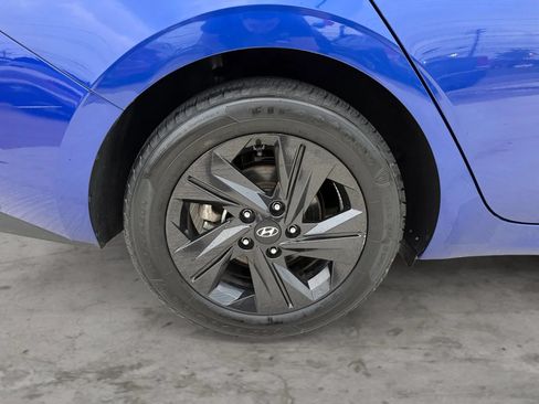 Used 2021 Hyundai Elantra SEL FWD image 40