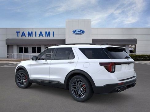 New 2026 Ford Explorer ST RWD image 4