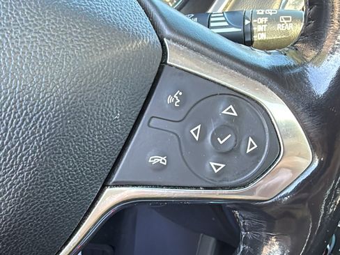 Used 2020 Chevrolet Traverse RS AWD/4WD image 11