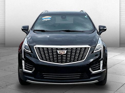 Used 2025 Cadillac XT5 Premium Luxury AWD/4WD image 2