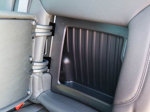 New 2026 GMC Sierra 3500 SLT w/ SLT Convenience Package image 14