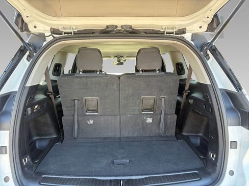 Used 2023 Jeep Grand Cherokee L Laredo image 21