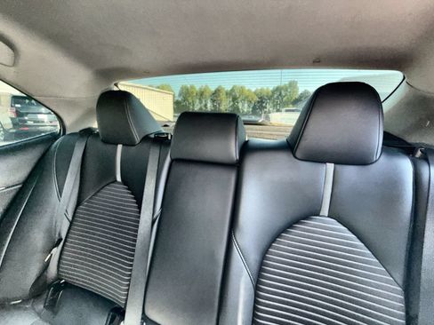 Used 2024 Toyota Camry SE w/ Convenience Package FWD image 13