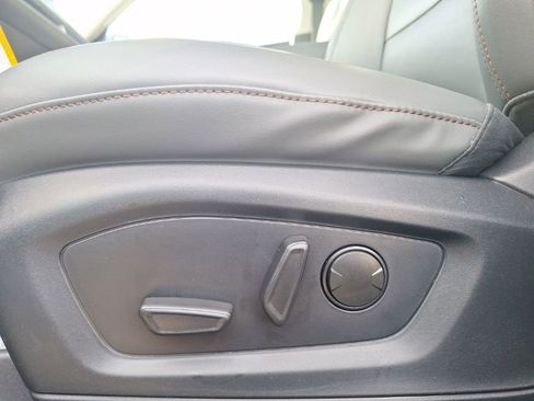 New 2026 Ford Explorer Active w/ Active Comfort Package image 23