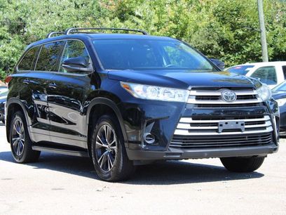 Used 2018 Toyota Highlander LE