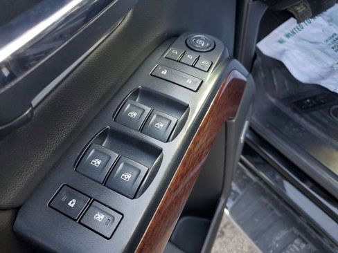 Used 2018 GMC Sierra 1500 SLT image 23