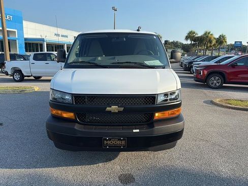 New 2025 Chevrolet Express 2500 w/ Enhanced Convenience Package image 2