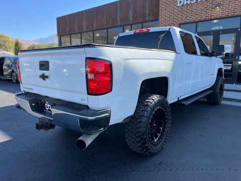 Used 2017 Chevrolet Silverado 2500 LT image 28