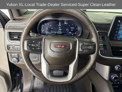 Used 2022 GMC Yukon XL SLT w/ SLT Luxury Package image 26