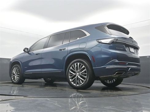 Certified 2025 Buick Enclave Avenir image 48