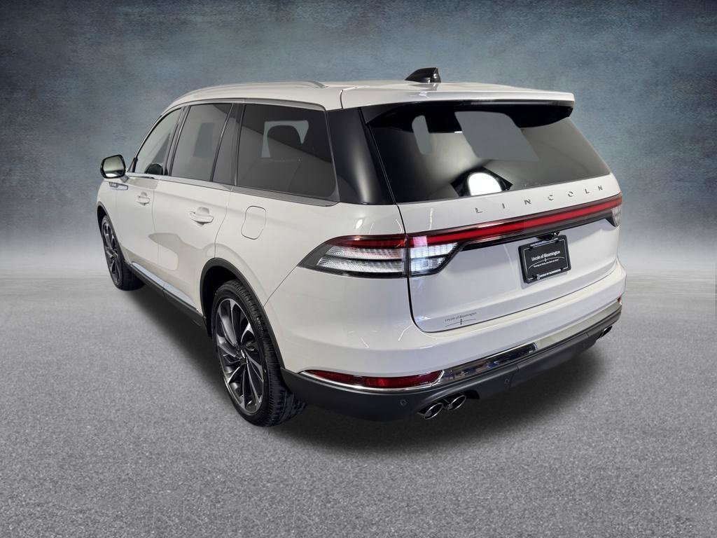 Used 2025 Lincoln Aviator Reserve w/ Equipment Group 201A AWD/4WD image 4