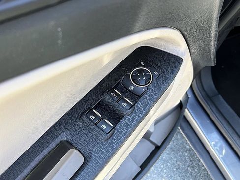 Used 2021 Ford EcoSport S AWD/4WD image 10