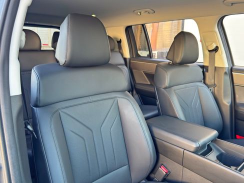 Used 2024 Hyundai Santa Fe SEL FWD image 35