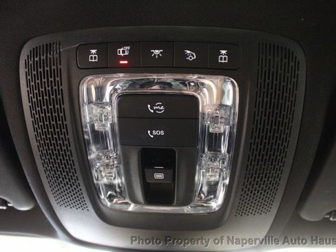 Used 2021 Mercedes-Benz GLB 250 4MATIC image 25